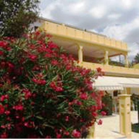 Guest House Sunce 노비비노돌스키 외부 사진