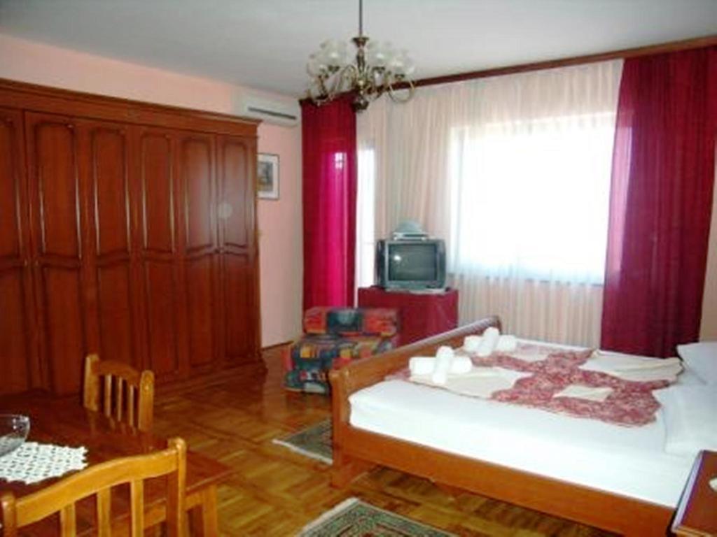 Guest House Sunce 노비비노돌스키 객실 사진